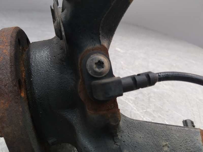 Recambio de mangueta delantera derecha para renault clio iv dynamique referencia OEM IAM 400145894R  