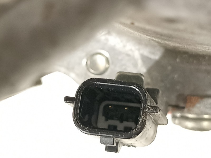 Recambio de compresor aire acondicionado para dacia duster ambiance 4x2 referencia OEM IAM 926008367R  