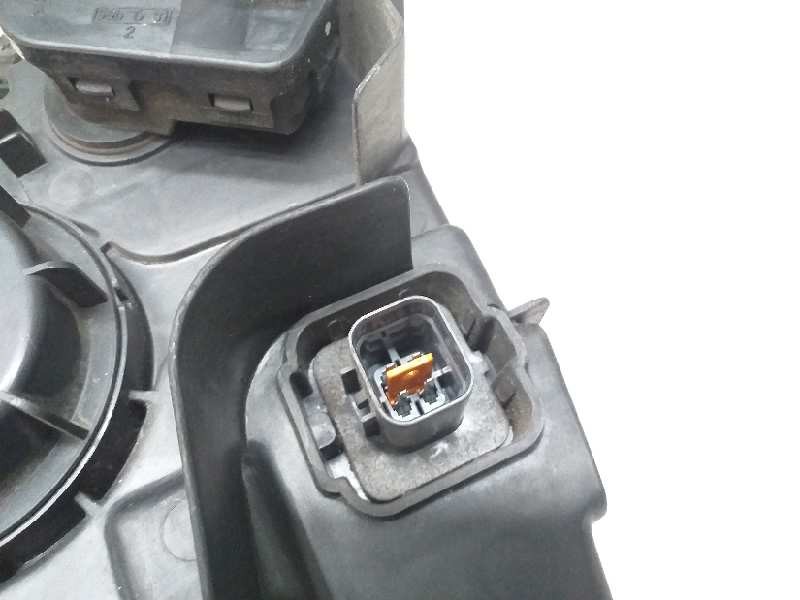 Recambio de faro izquierdo para ssangyong rodius xdi referencia OEM IAM   
