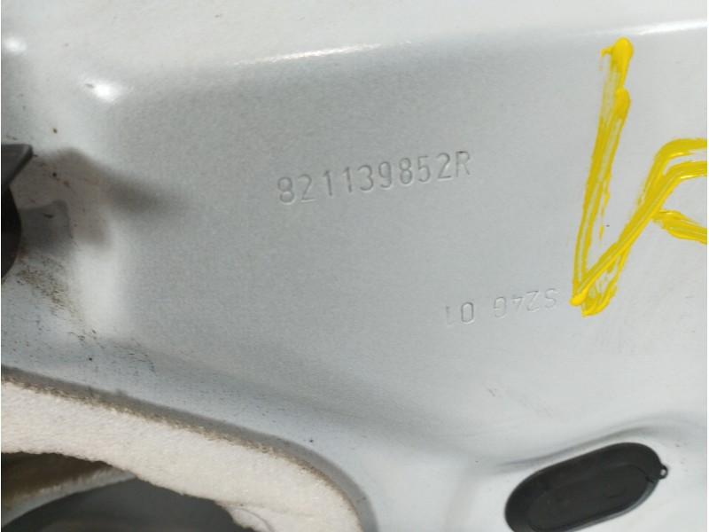 Recambio de puerta trasera izquierda para renault clio iv business referencia OEM IAM 821016892R  