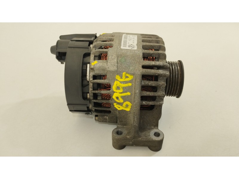 Recambio de alternador para fiat punto berlina (188) 1.2 8v elx (i) referencia OEM IAM 63321775 A1151M 