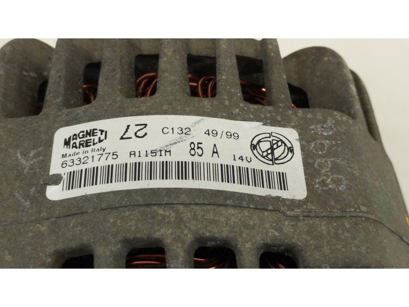 Recambio de alternador para fiat punto berlina (188) 1.2 8v elx (i) referencia OEM IAM 63321775 A1151M 
