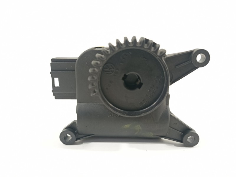 Recambio de motor apertura trampillas climatizador para seat ibiza (6l1) signo referencia OEM IAM 132801357  