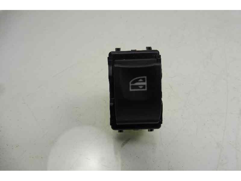 Recambio de mando elevalunas delantero derecho para renault clio iv dynamique referencia OEM IAM 254218614R  
