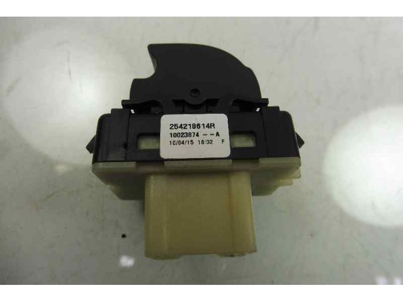 Recambio de mando elevalunas delantero derecho para renault clio iv dynamique referencia OEM IAM 254218614R  