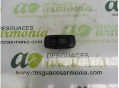 Recambio de mando elevalunas trasero derecho para toyota corolla (e12) 1.4 d-4d luna compact referencia OEM IAM 8400102411  