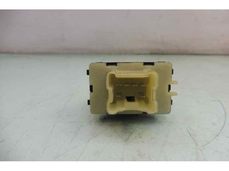 Recambio de mando elevalunas trasero derecho para renault clio iv dynamique referencia OEM IAM 254218614R  