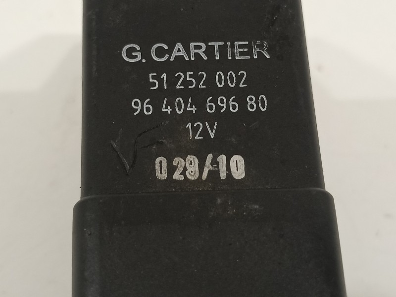 Recambio de caja precalentamiento para peugeot 407 sw premium referencia OEM IAM 51252002 9640469680 