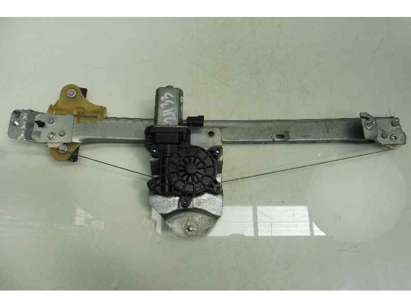 Recambio de elevalunas delantero derecho para renault clio iv dynamique referencia OEM IAM 807205569R 128001471B 9030319C