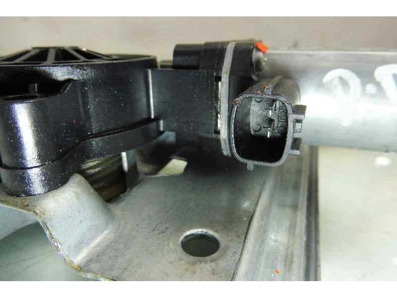 Recambio de elevalunas delantero derecho para renault clio iv dynamique referencia OEM IAM 807205569R 128001471B 9030319C