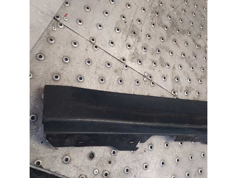 Recambio de faldon lateral para bmw serie 3 lim. (f30) 320d referencia OEM IAM   