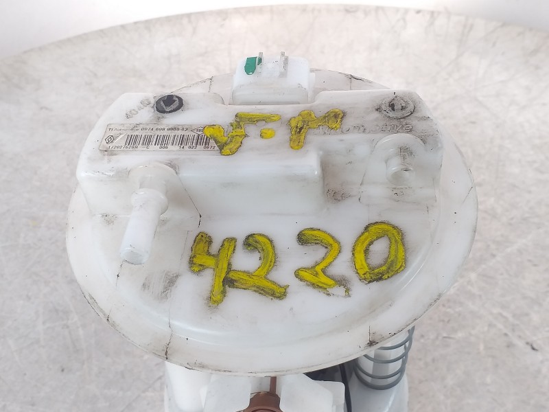 Recambio de bomba combustible para renault clio iv authentique referencia OEM IAM 172025354R  