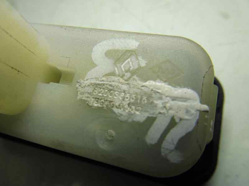 Recambio de maneta exterior porton para renault clio iv dynamique referencia OEM IAM 8200385515  