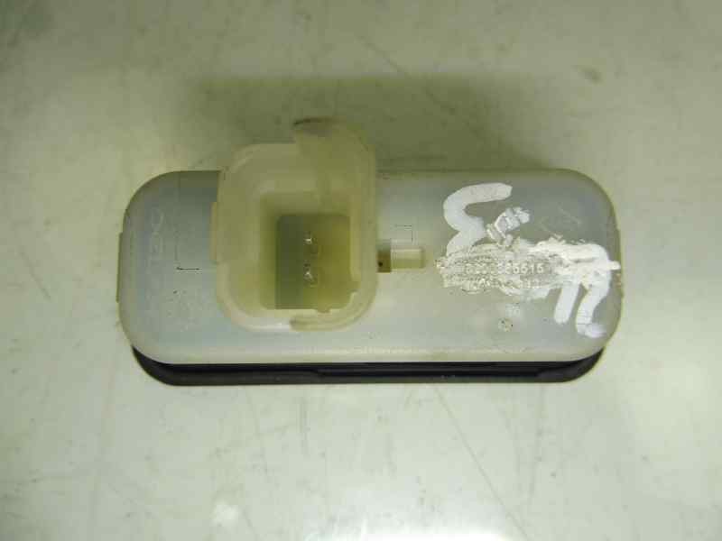 Recambio de maneta exterior porton para renault clio iv dynamique referencia OEM IAM 8200385515  