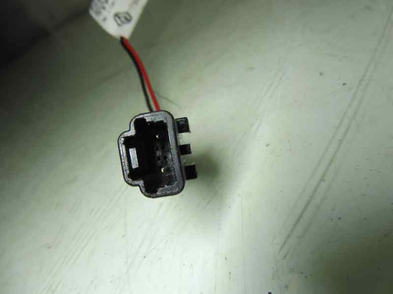 Recambio de piloto trasero derecho en porton para renault clio iv dynamique referencia OEM IAM 265505796R  