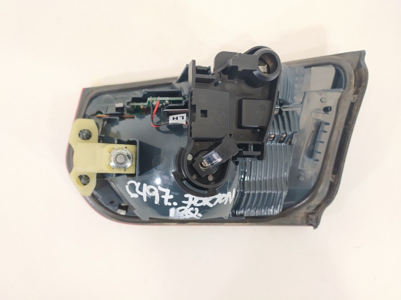 Recambio de piloto trasero izquierdo para bmw serie 3 lim. (f30) 320d referencia OEM IAM 63217259915 18361112 H3725991511CNVN