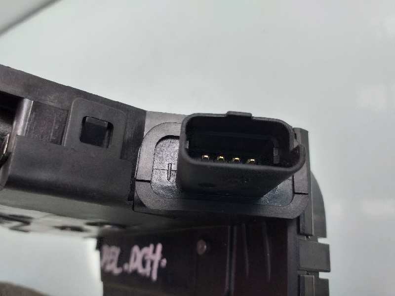 Recambio de cerradura puerta delantera derecha para renault clio iv authentique referencia OEM IAM 805004945R  