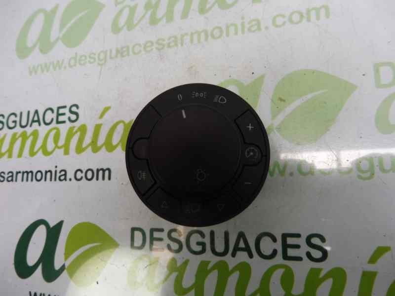 Recambio de mando luces para opel corsa d essentia referencia OEM IAM 13249396 241893 