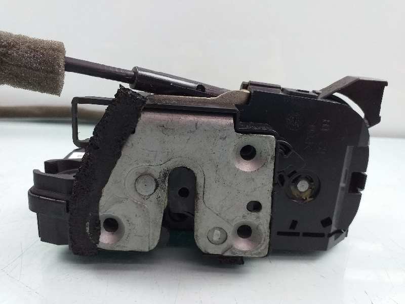 Recambio de cerradura puerta delantera derecha para renault clio iv authentique referencia OEM IAM 805004945R  