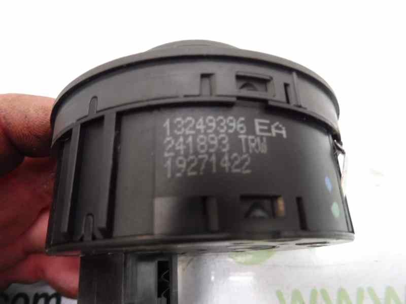 Recambio de mando luces para opel corsa d essentia referencia OEM IAM 13249396 241893 