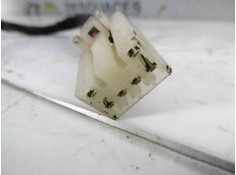 Recambio de piloto trasero izquierdo para kia shuma 1.5 comfort 5 berlina referencia OEM IAM    2