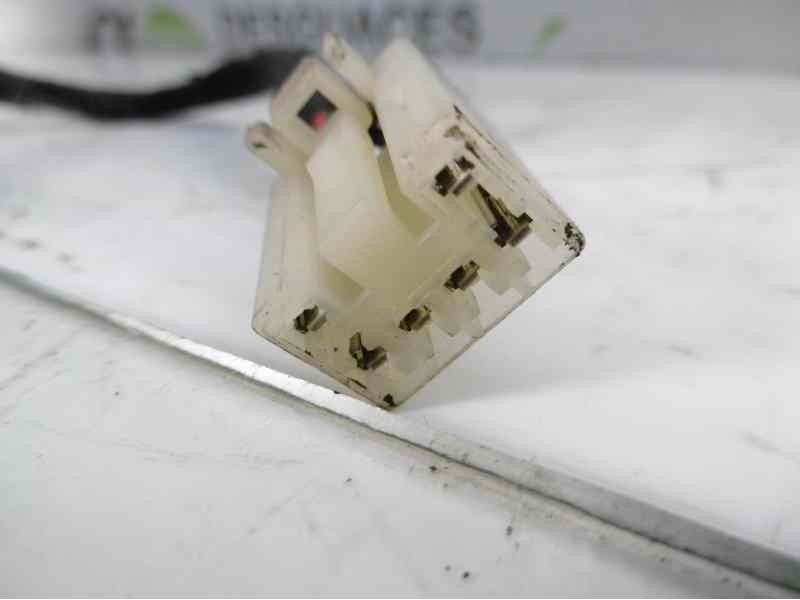 Recambio de piloto trasero izquierdo para kia shuma 1.5 comfort 5 berlina referencia OEM IAM   