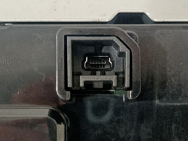 Recambio de pantalla multifuncion para opel insignia berlina 2.0 cdti referencia OEM IAM 26202389  