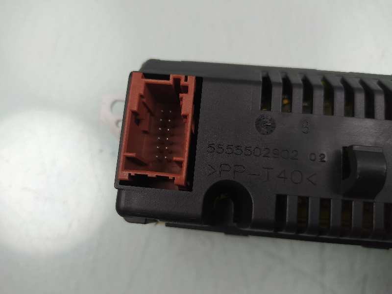 Recambio de pantalla multifuncion para peugeot 308 confort referencia OEM IAM 9664483980  