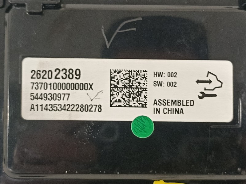 Recambio de pantalla multifuncion para opel insignia berlina 2.0 cdti referencia OEM IAM 26202389  