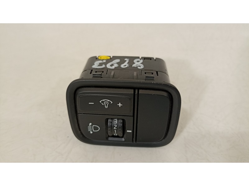 Recambio de mando multifuncion para kia optima concept referencia OEM IAM 93700D4000  