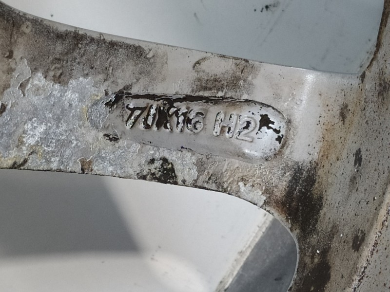 Recambio de llanta para bmw serie 3 touring (f31) 2.0 16v diesel referencia OEM IAM 6796236  