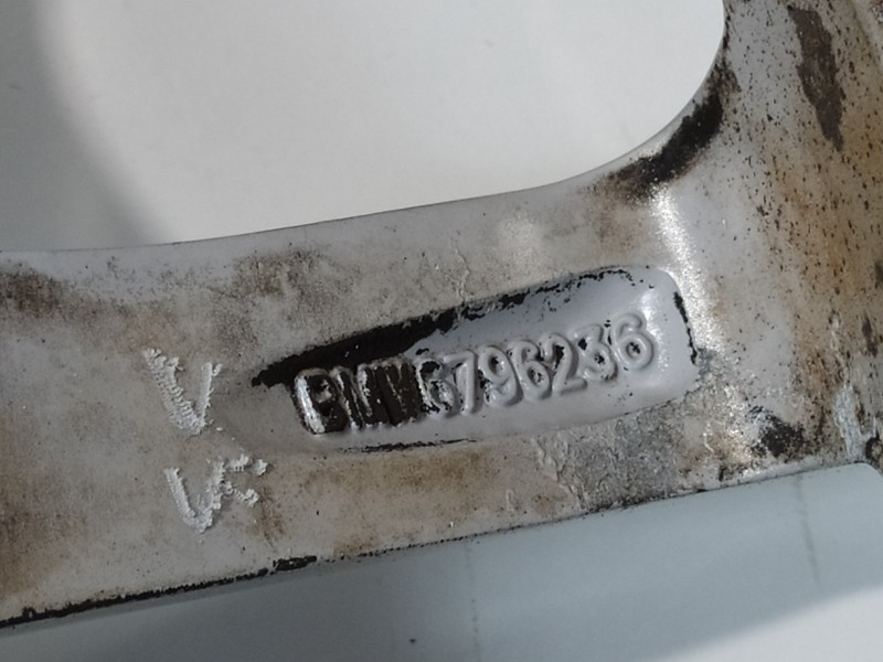 Recambio de llanta para bmw serie 3 touring (f31) 2.0 16v diesel referencia OEM IAM 6796236  