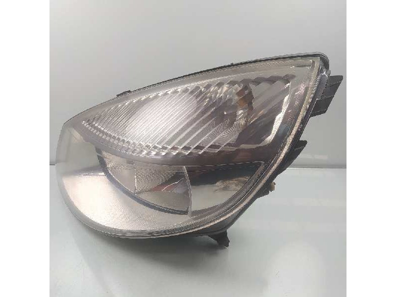 Recambio de faro izquierdo para renault scenic ii grand confort dynamique referencia OEM IAM   