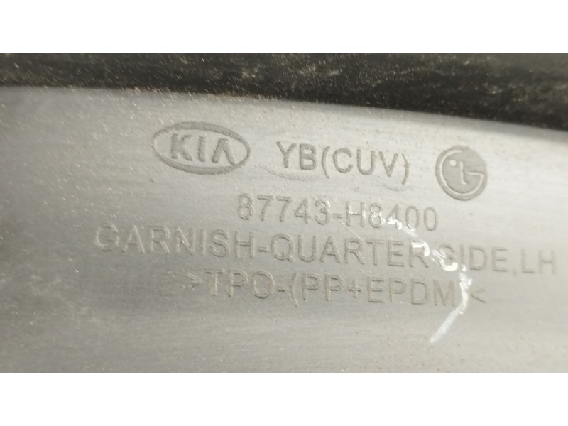 Recambio de aletin trasero izquierdo para kia stonic (ybcuv) drive referencia OEM IAM 87743H8400  