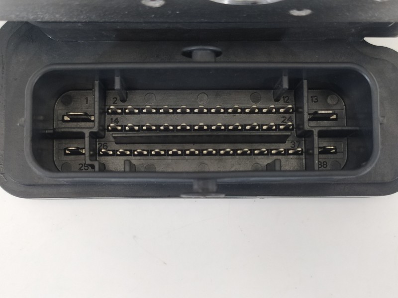 Recambio de abs para renault clio iv authentique referencia OEM IAM 476605492R  