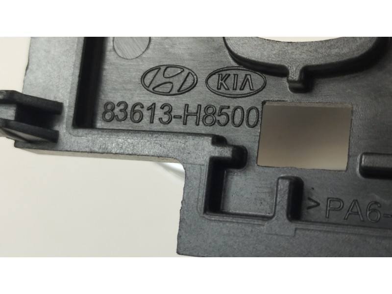 Recambio de maneta interior trasera izquierda para kia stonic (ybcuv) drive referencia OEM IAM 83613H8500  
