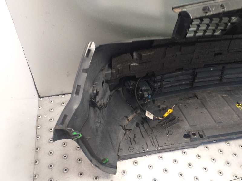 Recambio de paragolpes delantero para renault scenic ii grand confort dynamique referencia OEM IAM 620225303R  