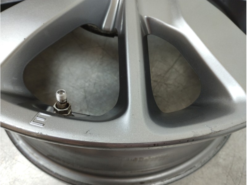 Recambio de llanta para kia optima concept referencia OEM IAM 52910D4150  