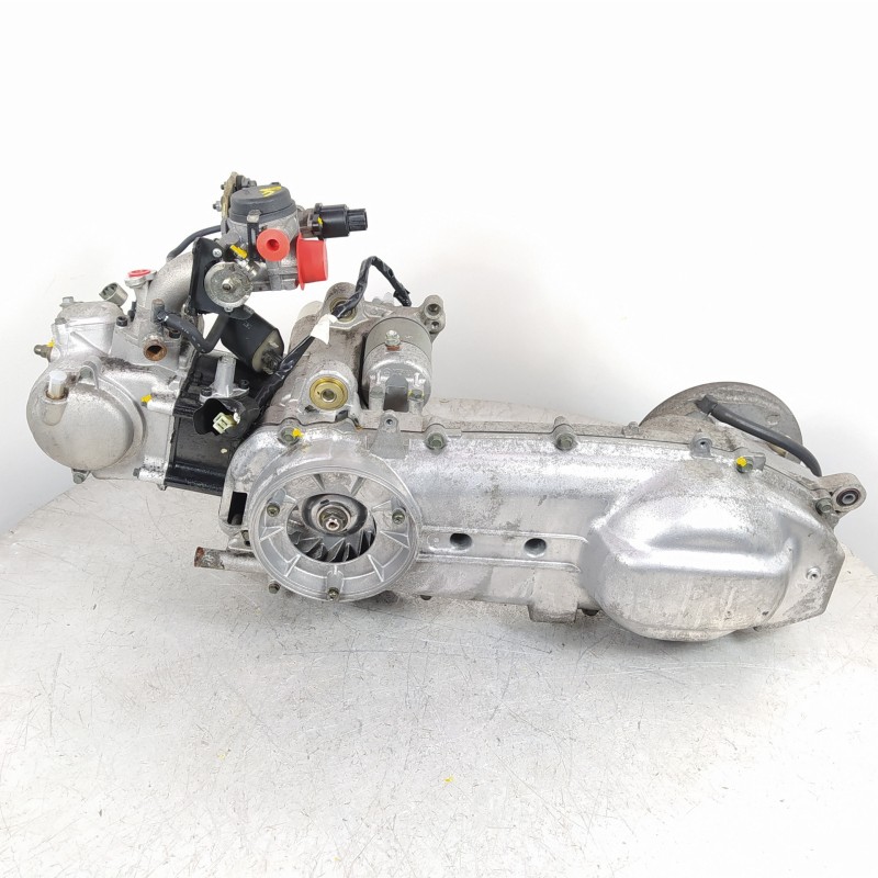 Recambio de motor completo para yamaha x-max 250 x-max 250 referencia OEM IAM G362E  