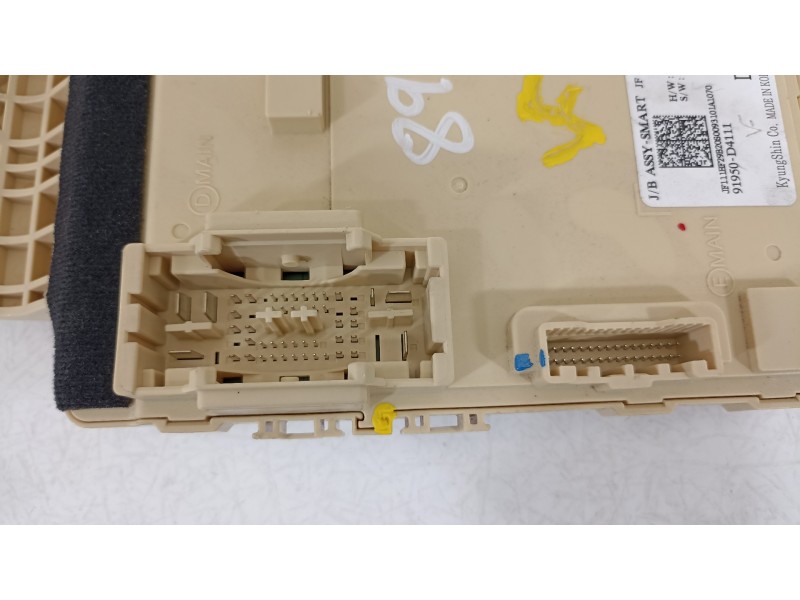 Recambio de caja reles / fusibles para kia optima concept referencia OEM IAM 91950D4111  
