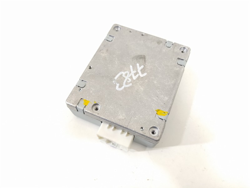 Recambio de modulo electronico para hyundai tucson kosmo 4wd referencia OEM IAM 95300D3000  