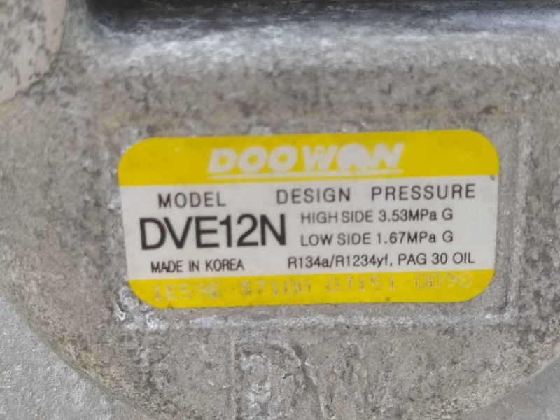 Recambio de compresor aire acondicionado para kia stonic (ybcuv) drive referencia OEM IAM DVE12N  