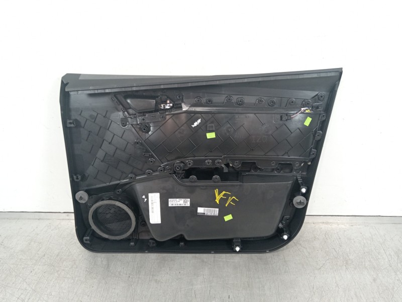 Recambio de guarnecido puerta delantera izquierda para seat ibiza (kj1) fr referencia OEM IAM 6F0867113  