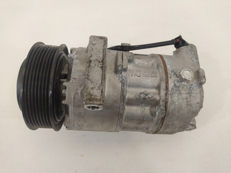Recambio de compresor aire acondicionado para kia stonic (ybcuv) drive referencia OEM IAM DVE12N  
