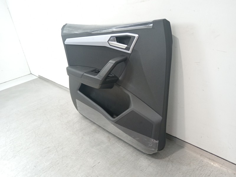 Recambio de guarnecido puerta delantera izquierda para seat ibiza (kj1) fr referencia OEM IAM 6F0867113  