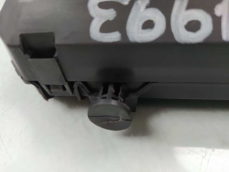 Recambio de caja reles / fusibles para peugeot 2008 (--.2013) style referencia OEM IAM 9807532080  