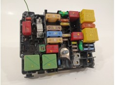 Recambio de caja reles / fusibles para peugeot 208 style referencia OEM IAM 9804848480  