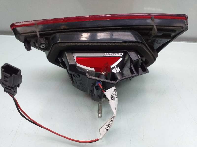 Recambio de piloto trasero izquierdo en porton para renault clio iv authentique referencia OEM IAM 265552424R  