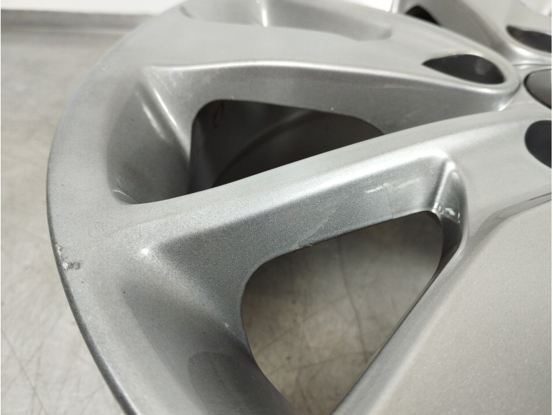 Recambio de llanta para kia optima concept referencia OEM IAM 52910D4150  