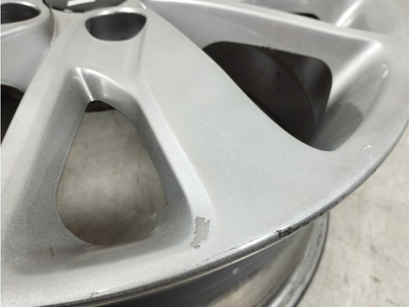 Recambio de llanta para kia optima concept referencia OEM IAM 52910D4150  